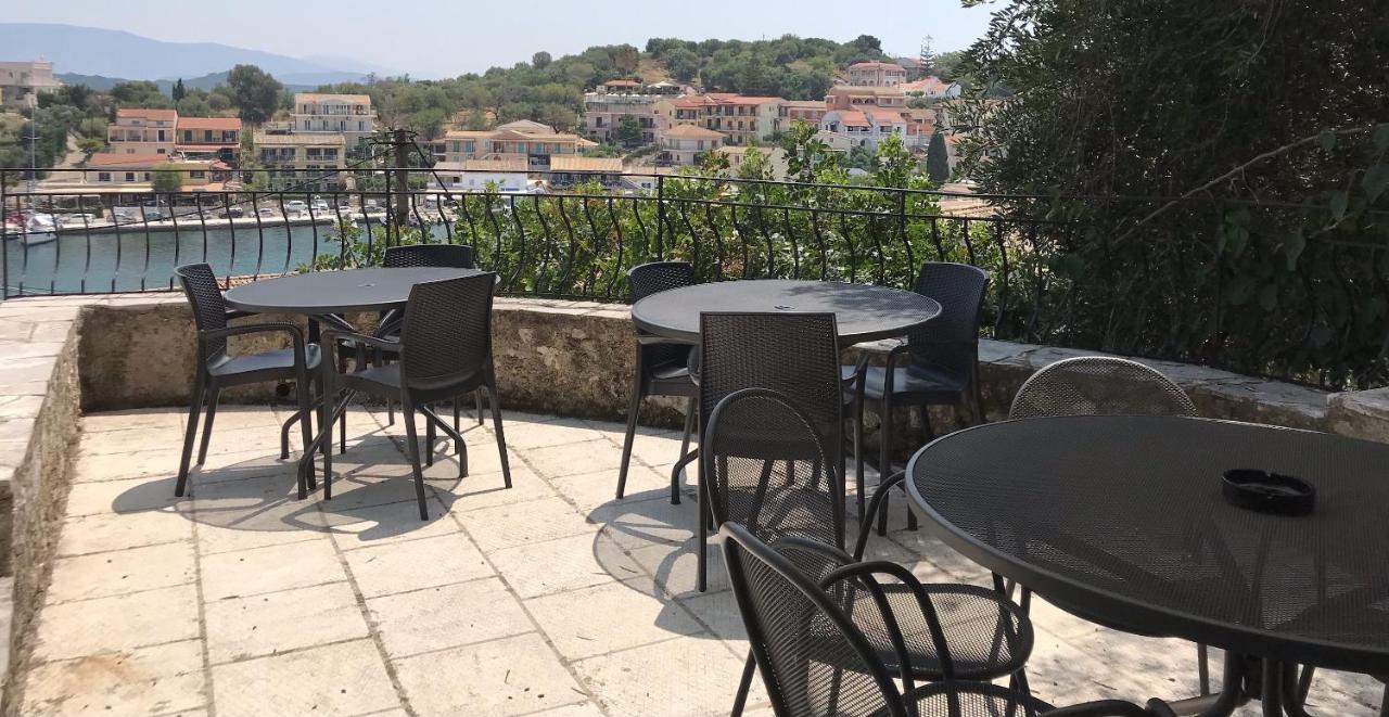 Villa Perris Studios Kassiopi Ngoại thất bức ảnh