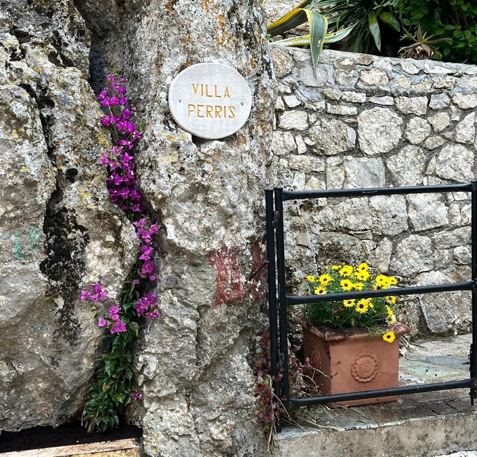 Villa Perris Studios Kassiopi Ngoại thất bức ảnh