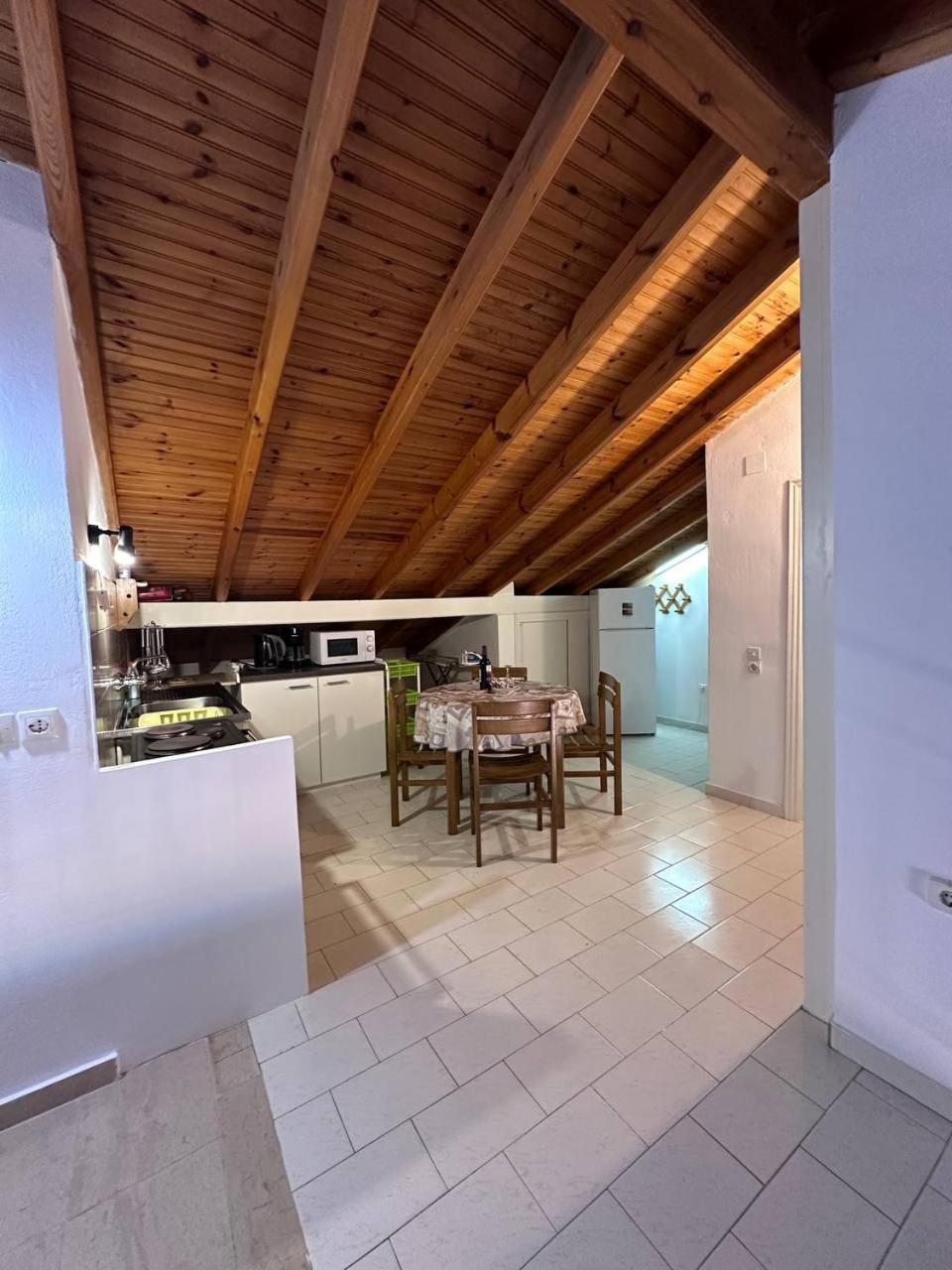 Villa Perris Studios Kassiopi Ngoại thất bức ảnh